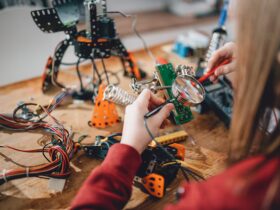 Progettazione di un Mini Laboratorio Elettronico in Casa