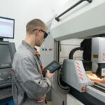 Sicurezza nell'Utilizzo di Macchine CNC