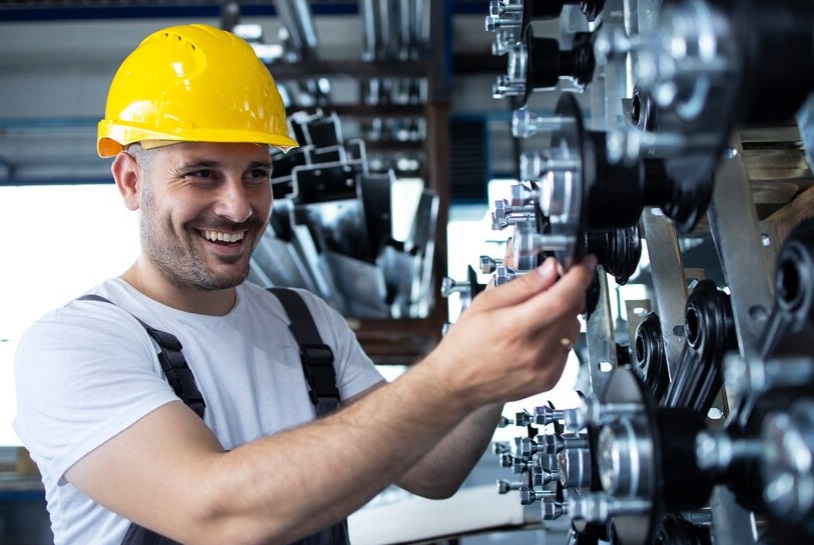 Sostituzione di Guarnizioni in Macchine Industriali