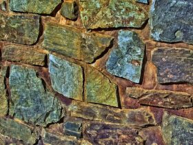 Esplorazione della simbologia in opere rinascimentali moderne