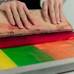 Metodi Tradizionali vs Moderni nella Stampa d'Arte