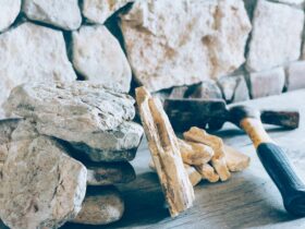 Guida alla Manutenzione e Cura delle Superfici in Pietra