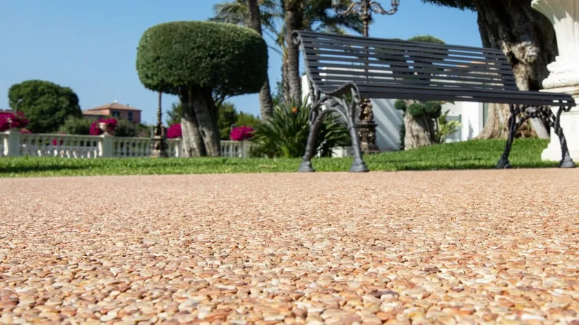 Nuovi Materiali e Tecnologie per Pavimentazioni Esterne